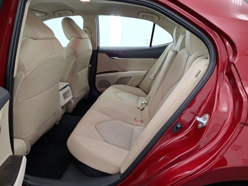 Certified 2022 Toyota Camry LE image 19