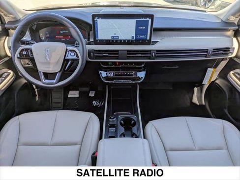 New 2025 Lincoln Corsair FWD image 11