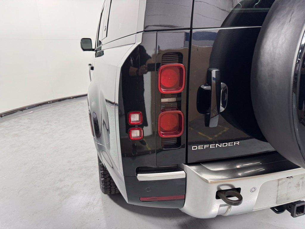 Used 2023 Land Rover Defender 130 S AWD/4WD image 8