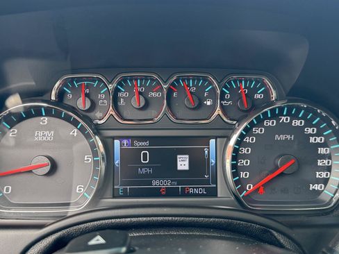Used 2018 Chevrolet Tahoe LT AWD/4WD image 23