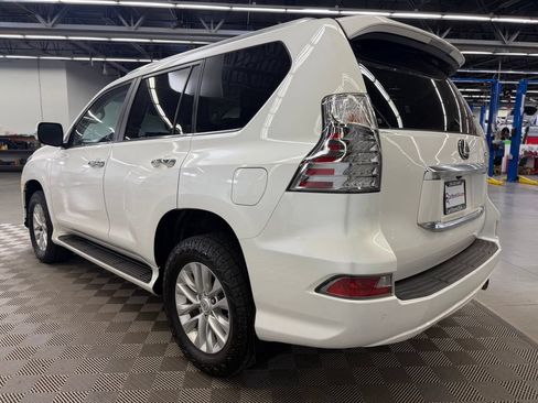 Used 2023 Lexus GX 460 Premium w/ Premium Package AWD/4WD image 5