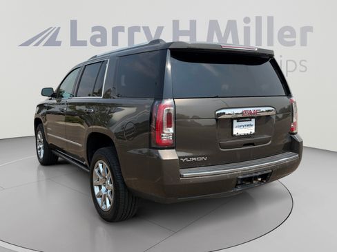 Used 2019 GMC Yukon Denali AWD/4WD image 4