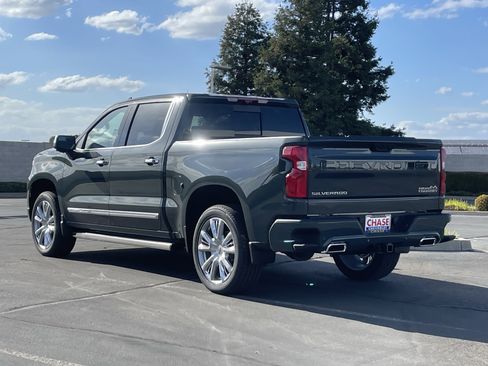 New 2026 Chevrolet Silverado 1500 High Country AWD/4WD image 6