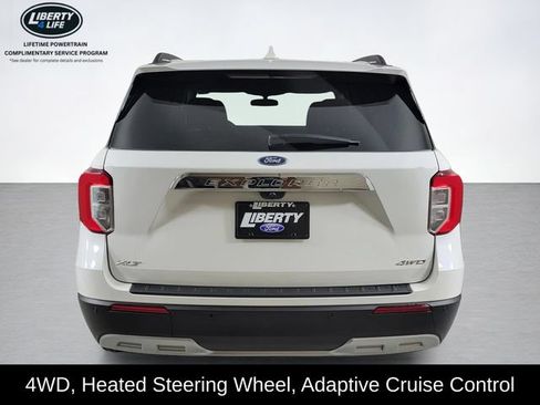 Used 2023 Ford Explorer XLT w/ Equipment Group 202A AWD/4WD image 4
