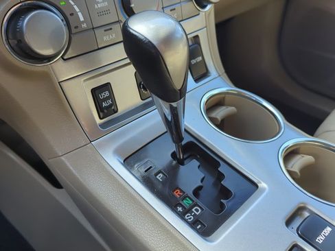 Used 2013 Toyota Highlander SE image 24