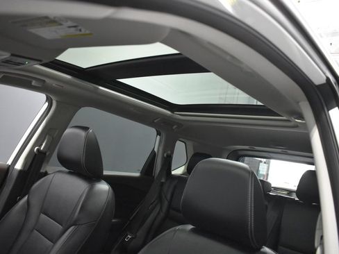 Certified 2023 Nissan Rogue SL AWD/4WD image 13
