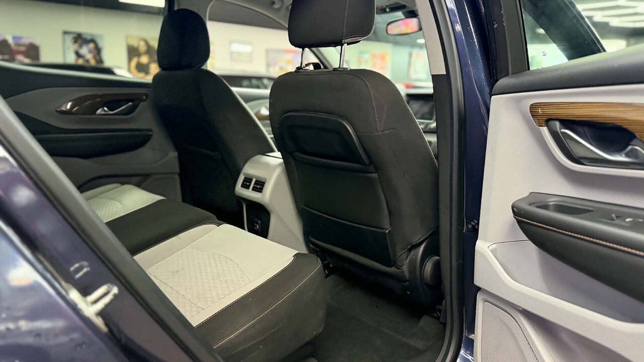 Used 2018 GMC Terrain SLE FWD image 15