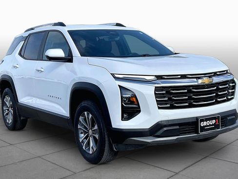 Used 2025 Chevrolet Equinox LT w/ Convenience Package II image 3