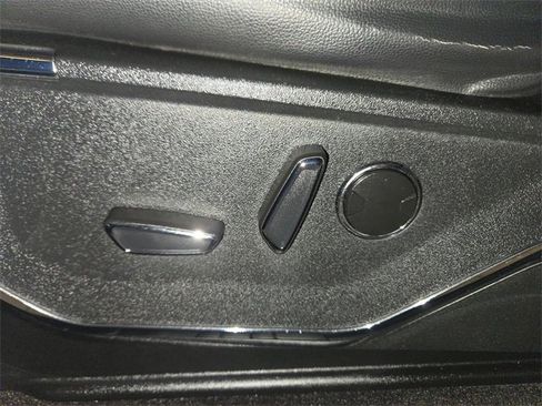 Used 2021 Ford F150 Lariat image 12