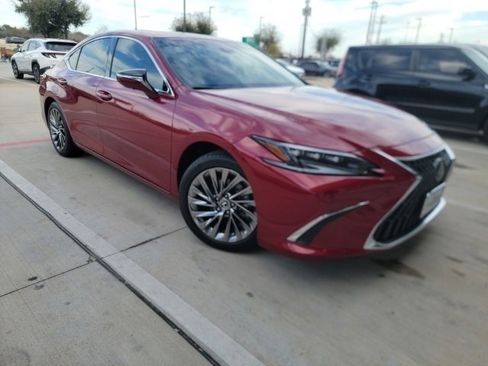 Used 2025 Lexus ES 300h Ultra Luxury image 4