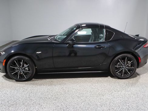Used 2025 MAZDA MX-5 Miata RF Grand Touring image 10