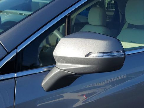 Used 2023 Cadillac XT5 Premium Luxury w/ LPO, Floor Liner Package FWD image 12