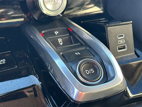 Used 2022 Acura MDX FWD w/ Technology Package image 32