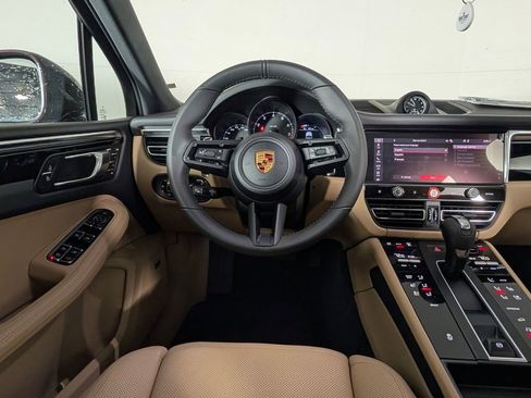 New 2026 Porsche Macan AWD/4WD image 21