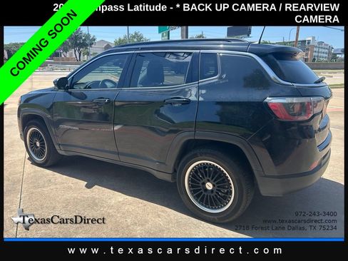 Used 2019 Jeep Compass Latitude FWD image 5