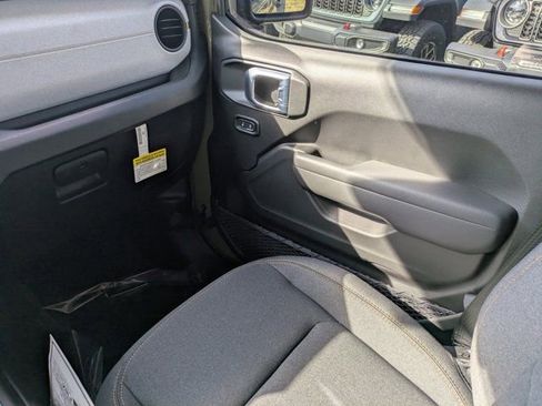 New 2026 Jeep Gladiator Sport image 15