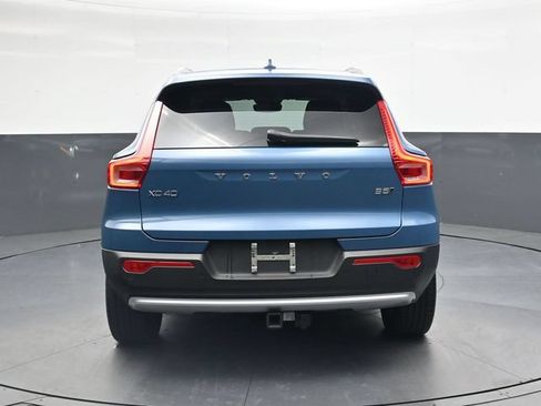 Used 2024 Volvo XC40 B5 Plus AWD/4WD image 5