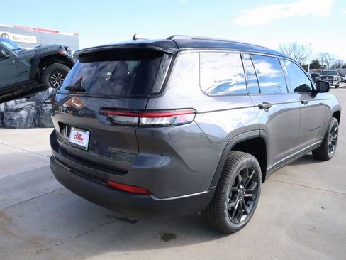 New 2025 Jeep Grand Cherokee L Limited AWD/4WD image 24