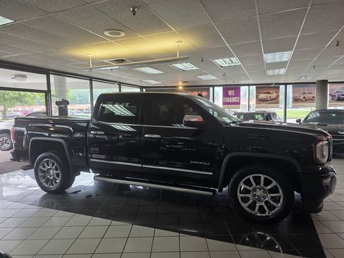 Used 2017 GMC Sierra 1500 Denali AWD/4WD image 5