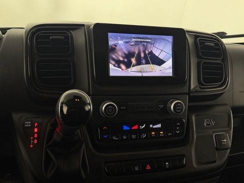 Used 2025 RAM ProMaster 3500 w/ Convenience Group FWD image 17