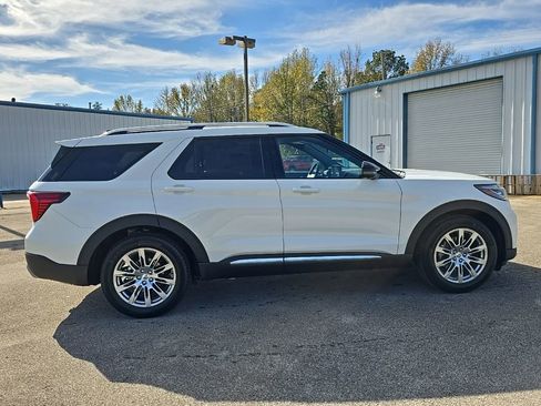 New 2026 Ford Explorer Platinum image 6