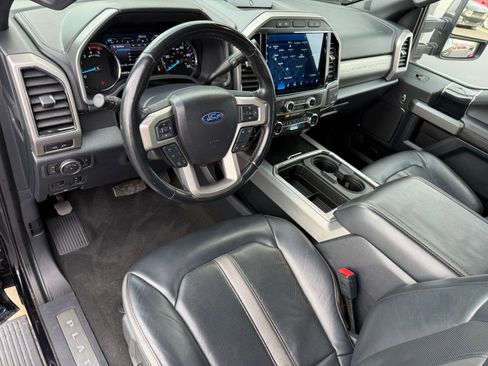 Used 2022 Ford F350 Platinum image 11