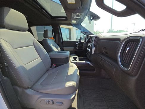 Used 2019 GMC Sierra 1500 SLT w/ SLT Premium Plus Package AWD/4WD image 6