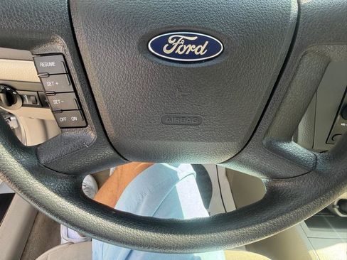 Used 2009 Ford Fusion S FWD image 11