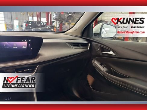 Used 2025 Buick Encore GX Preferred image 43