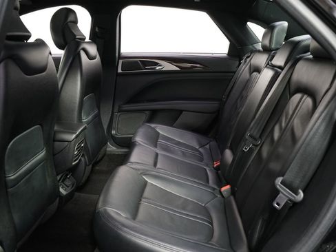 Used 2017 Lincoln MKZ Reserve FWD image 21