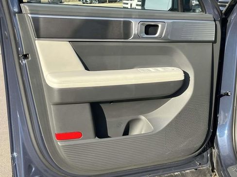 Used 2025 Hyundai Santa Fe SEL image 14