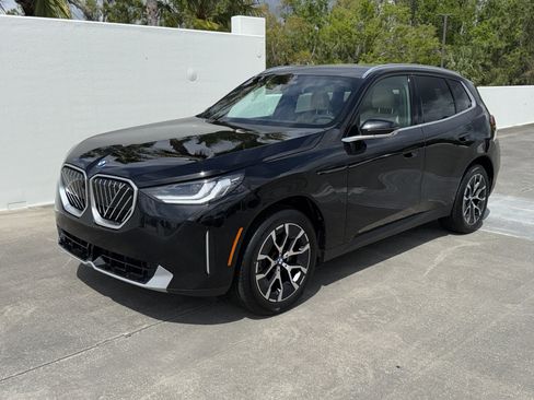 New 2026 BMW X3 xDrive30 w/ Premium Package AWD/4WD image 3