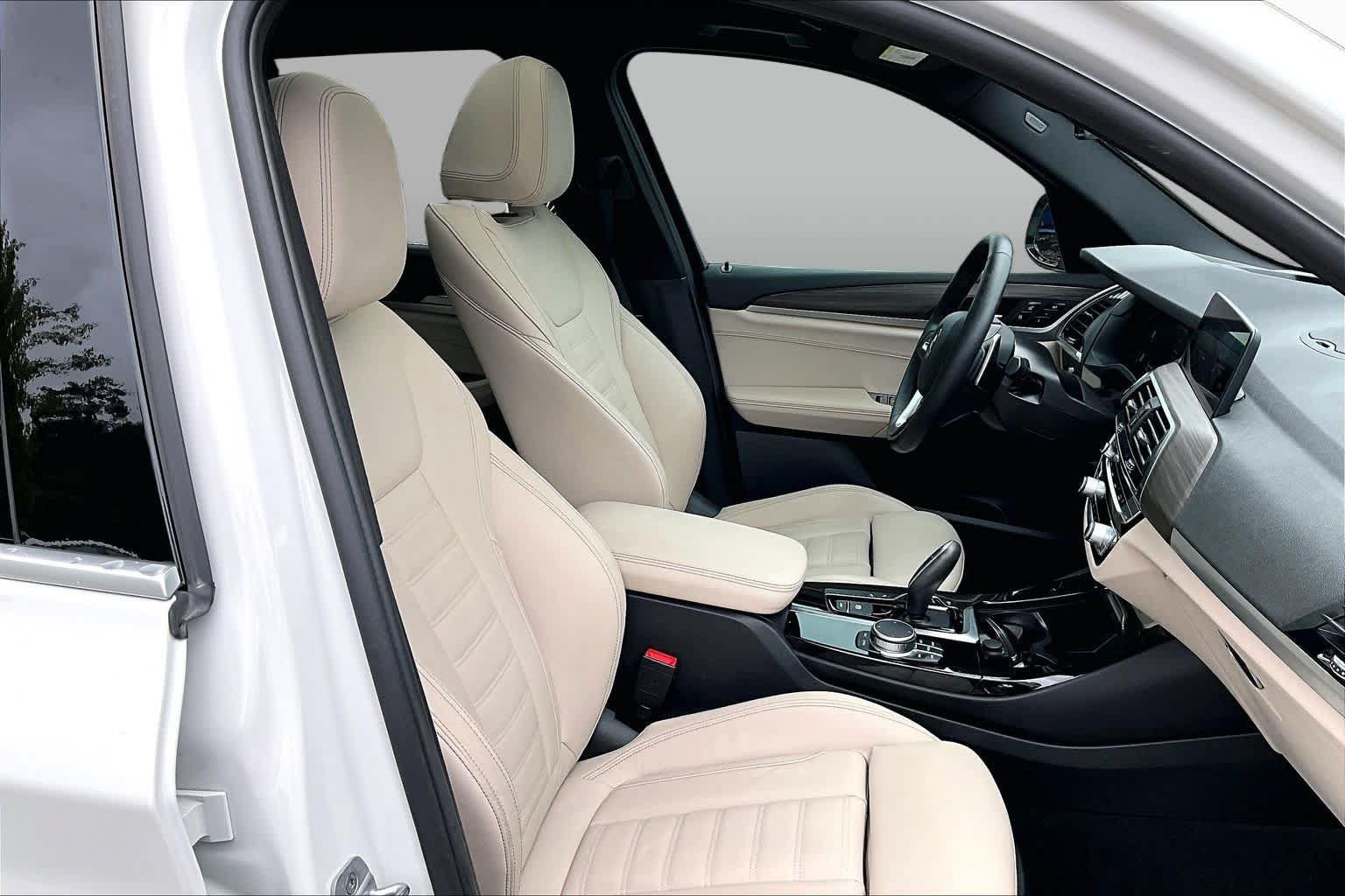 Used 2021 BMW X3 sDrive30i w/ Executive Package RWD image 8