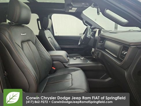 Used 2023 Ford Expedition Platinum AWD/4WD image 35
