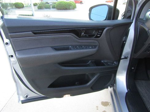 Used 2024 Honda Odyssey Touring image 13