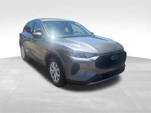 Used 2024 Ford Escape Active FWD image 11
