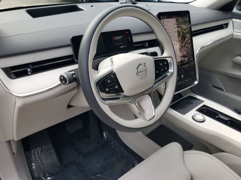 Certified 2025 Volvo EX90 Ultra AWD/4WD image 20