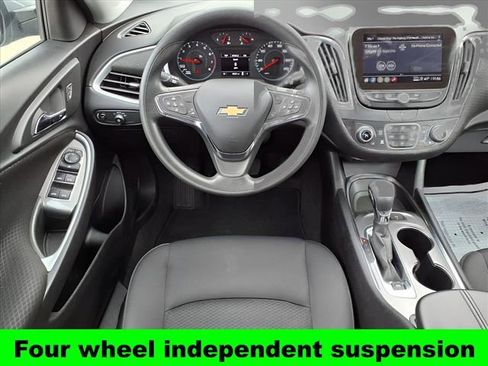 Used 2024 Chevrolet Malibu LT image 6