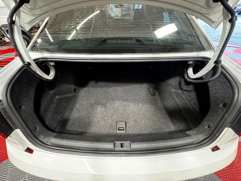 Used 2016 Volkswagen Passat 1.8T R-Line FWD image 11