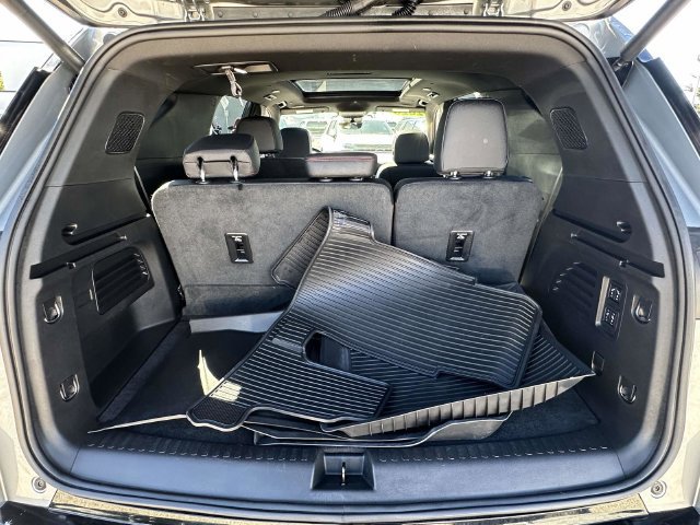 Certified 2025 Chevrolet Traverse RS w/ LPO, Floor Liner Package AWD/4WD image 22