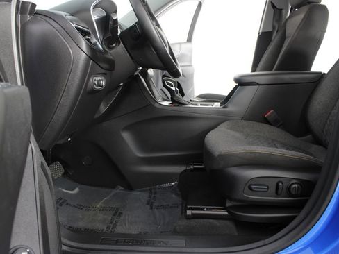 Used 2024 Chevrolet Equinox LT FWD image 16