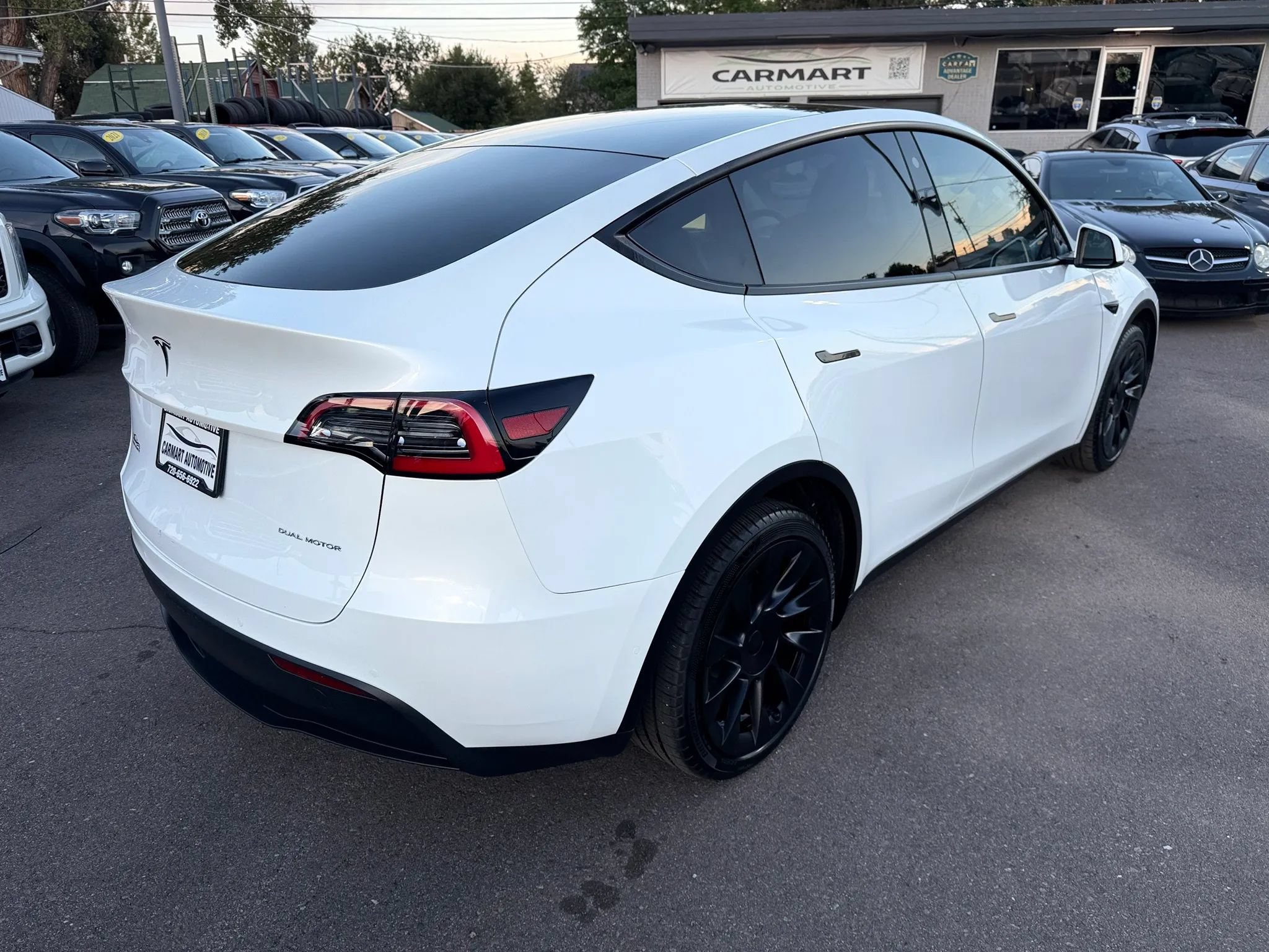 Used 2021 Tesla Model Y Long Range AWD/4WD image 9