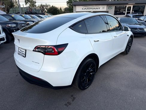 Used 2021 Tesla Model Y Long Range AWD/4WD image 9
