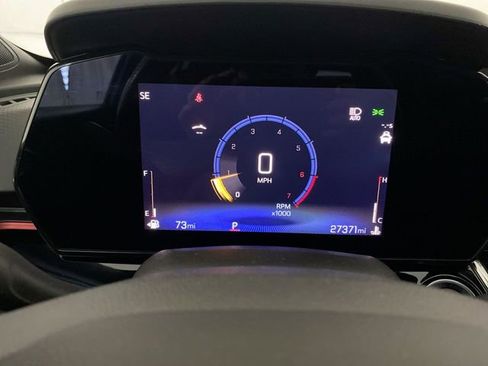 Used 2024 Chevrolet Trax RS w/ Sunroof Package image 39