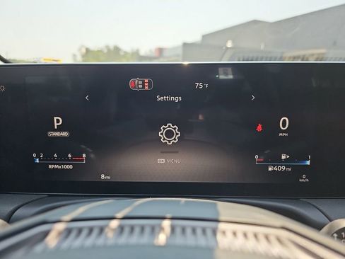 New 2026 Nissan Sentra SR w/ SR Premium Package FWD image 22