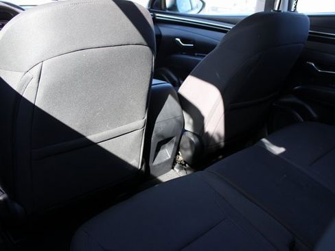 Used 2023 Hyundai Tucson SE image 29