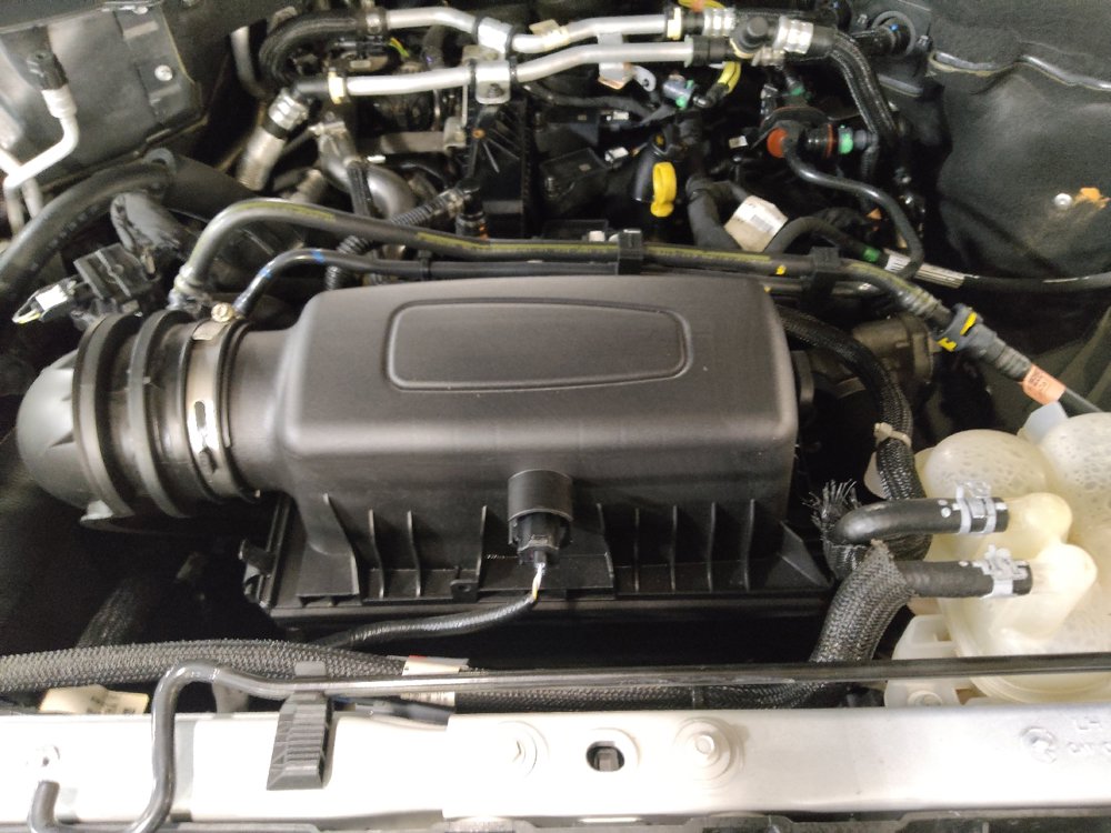 Used 2021 Ford Explorer XLT w/ Equipment Group 202A RWD image 30