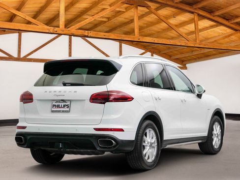 Used 2015 Porsche Cayenne Diesel AWD/4WD image 5