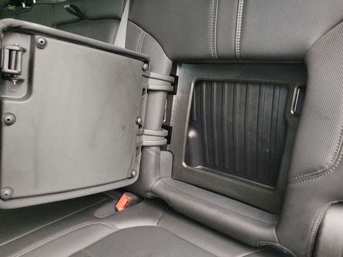 Used 2021 Chevrolet Silverado 2500 High Country w/ Technology Package image 17