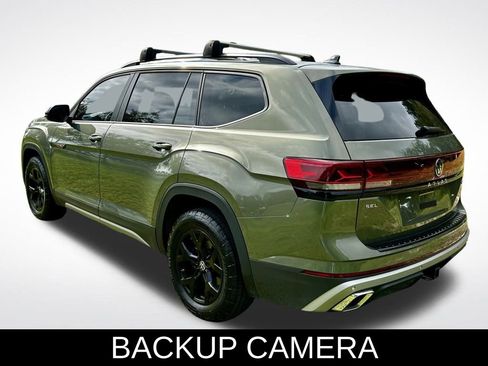 Used 2024 Volkswagen Atlas Peak Edition SEL image 4